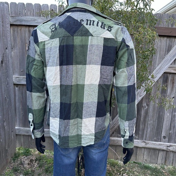 AKDMKS Akademiks Mens Flannel Size Large Green Multicolor Plaid Button Spellout - Picture 13 of 13